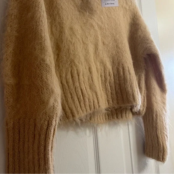 NWT & Other Stories Mohair Turtleneck Sweater Tan - Picture 5 of 10